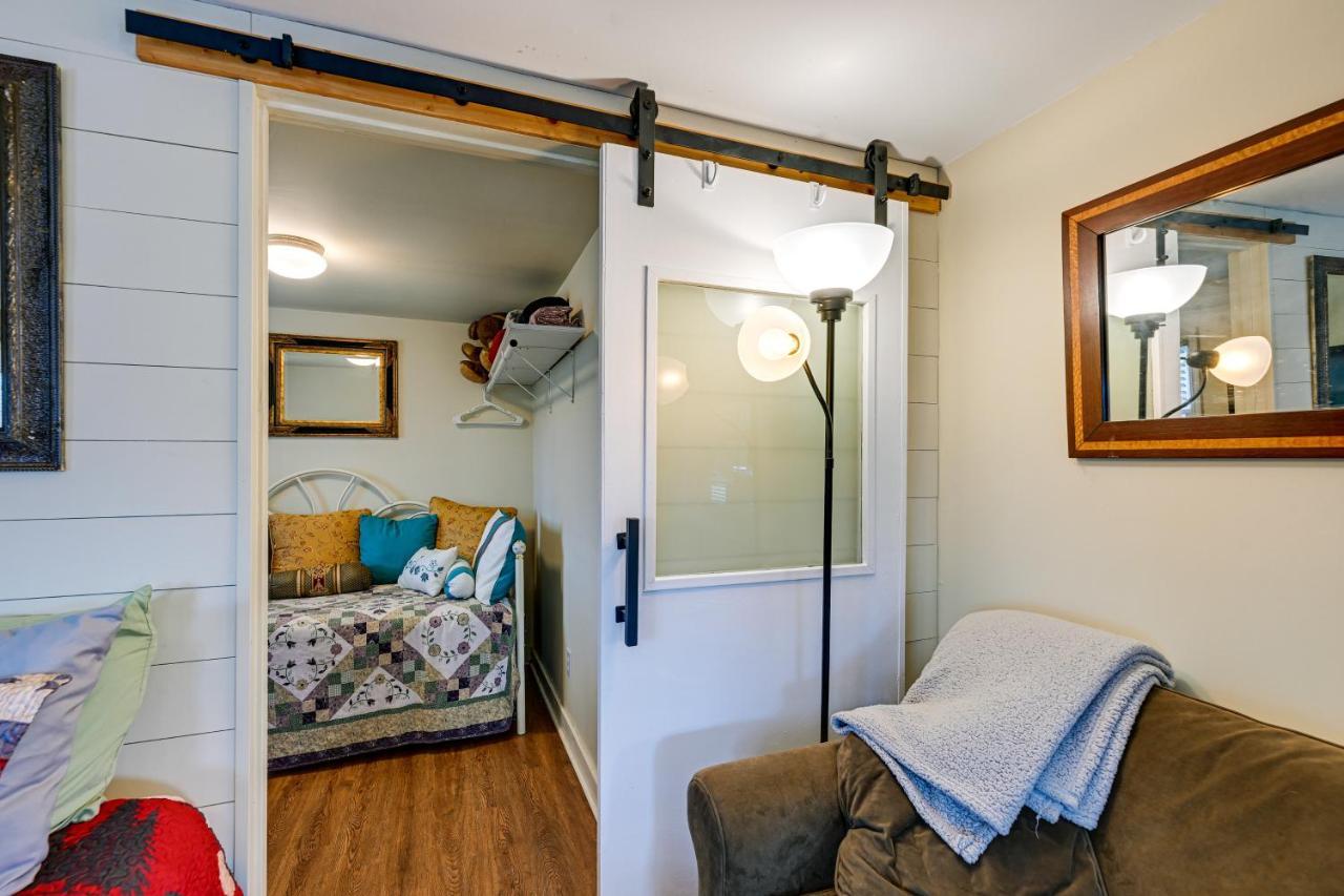 Pet-Friendly Vacation Rental Cabin In Whittier Екстериор снимка