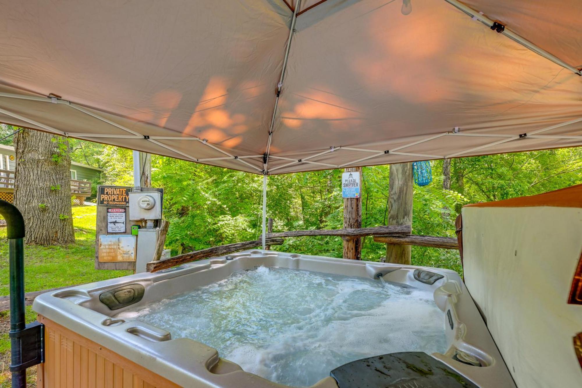 Pet-Friendly Vacation Rental Cabin In Whittier Екстериор снимка