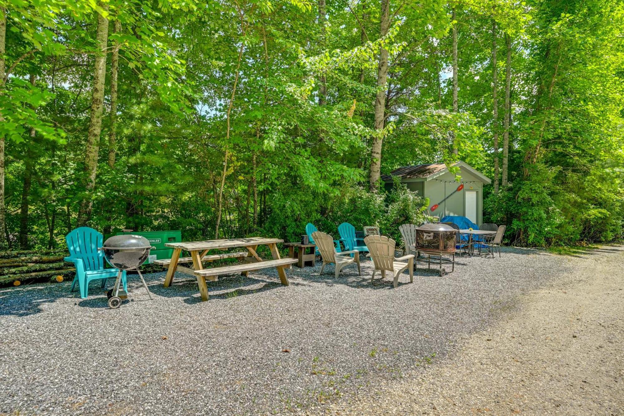 Pet-Friendly Vacation Rental Cabin In Whittier Екстериор снимка
