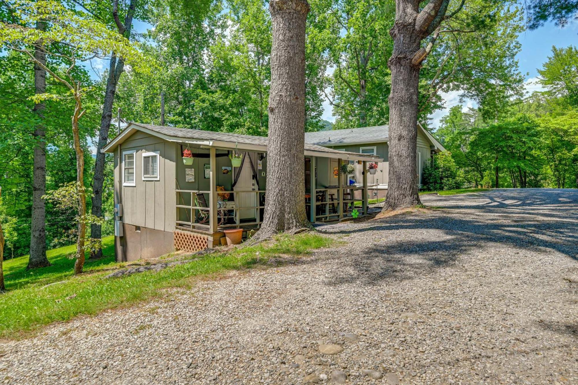 Pet-Friendly Vacation Rental Cabin In Whittier Екстериор снимка